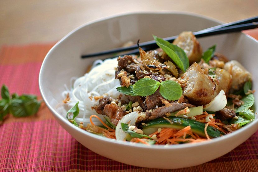 Vietnam cuisine bo-bun