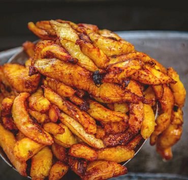 Côte d'Ivoire banane plantain alloco frites