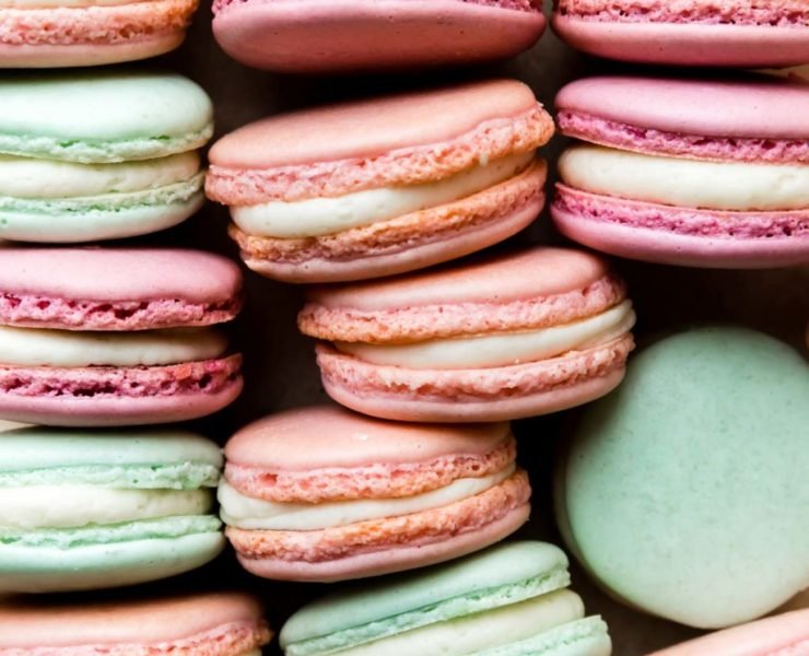 macarons colorés français