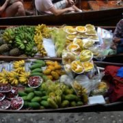 Thailande-fruits-bateaux-cuisine asiatique-épices