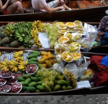 Thailande-fruits-bateaux-cuisine asiatique-épices