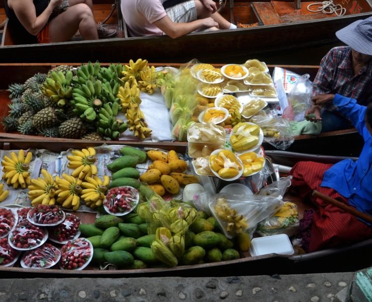 Thailande-fruits-bateaux-cuisine asiatique-épices