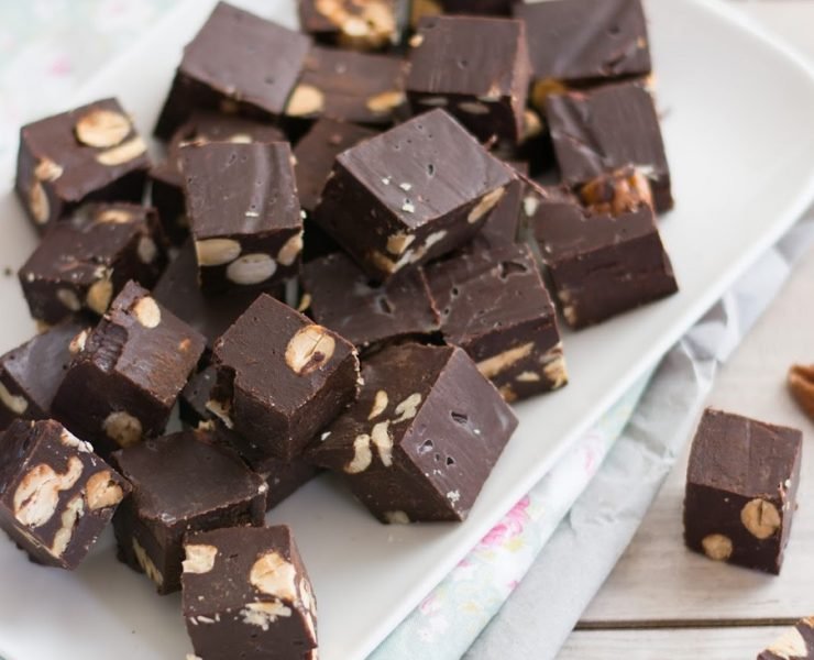 Fudge au chocolat et noisettes-Dessert-confiserie américaine-