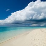 Nouvelle-Calédonie Nouméa île des Pins plage de sable fin