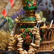 Kremlin-Russie-recette-cuisine russe- bortsch- samovar