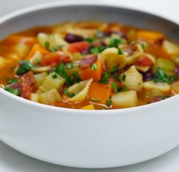 Minestrone-Soupe aux légumes italienne-Pâtes