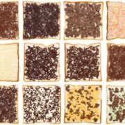 Hafelslag op brood Pays-Bas-toasts aux vermicelles en chocolat