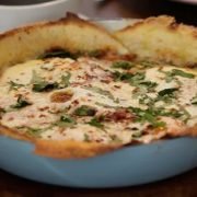 Oeufs en gratin de tortillas