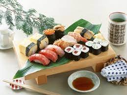 sushis-makis- poisson crû-Japon -cuisine asiatique - riz