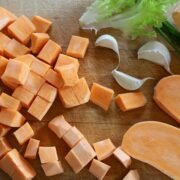 Patates douces soufflées à l'ail