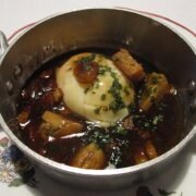 Œufs en meurette (Œufs en matelote)